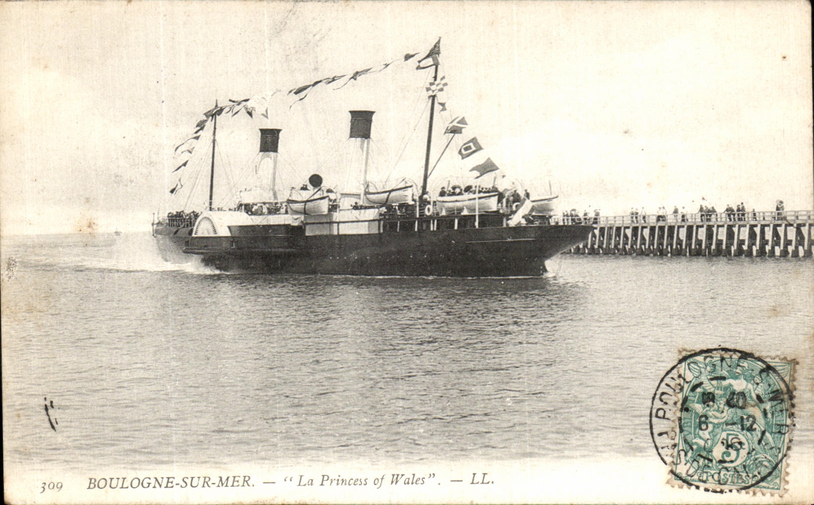 CPA Boulogne Sur Mer La Princes Of Wales Bateau