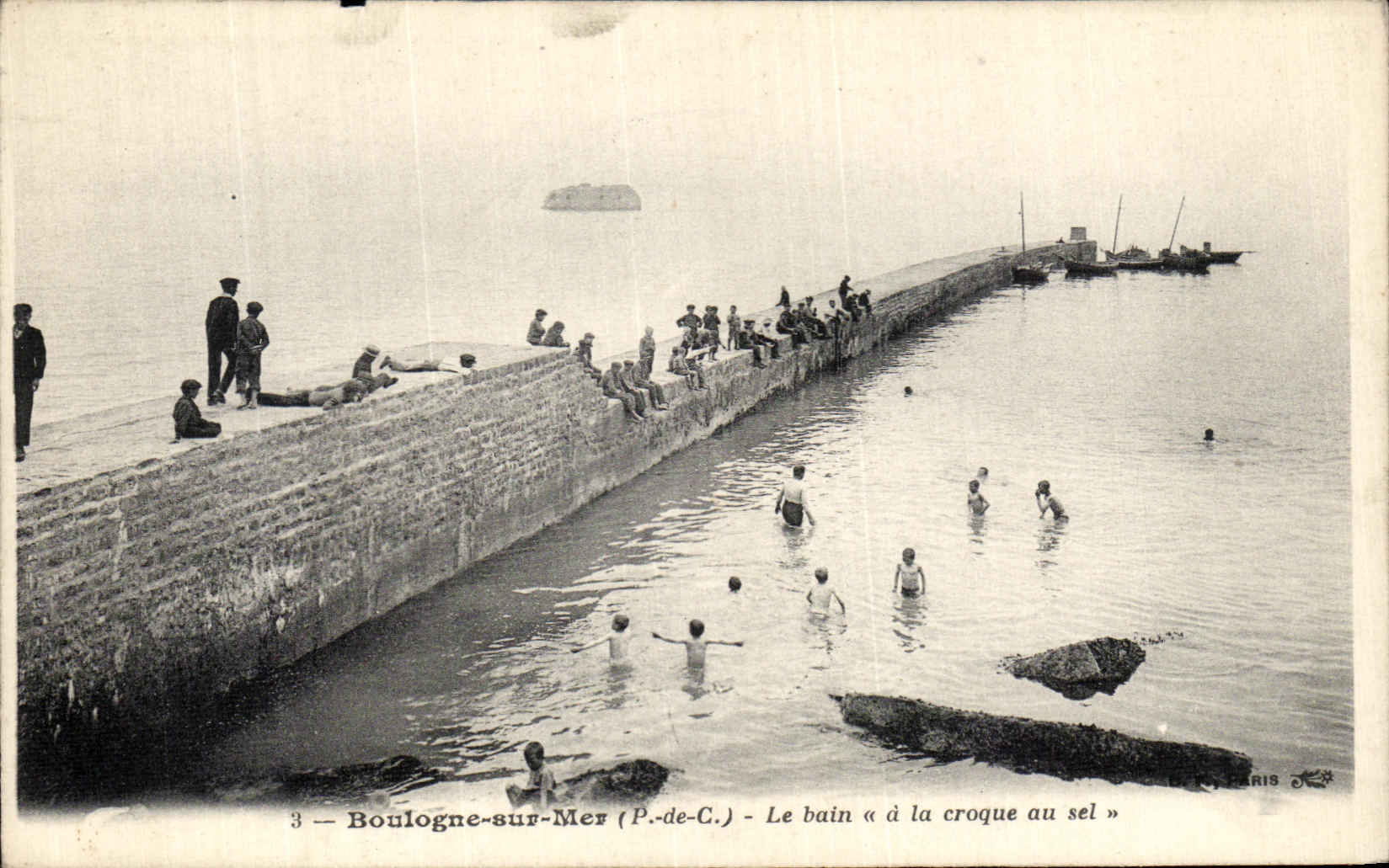Boulogne-sur-Mer (P.-de-C.) — Das 'croque au sel'-Bad — Paris, Nr. 3