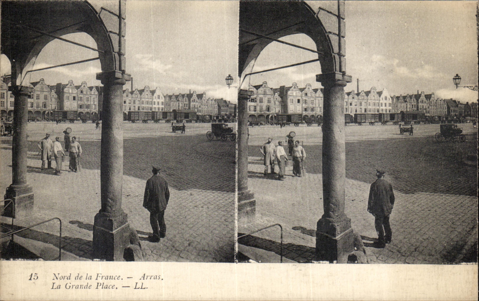 Arras — La Grande Place — LL, n°15