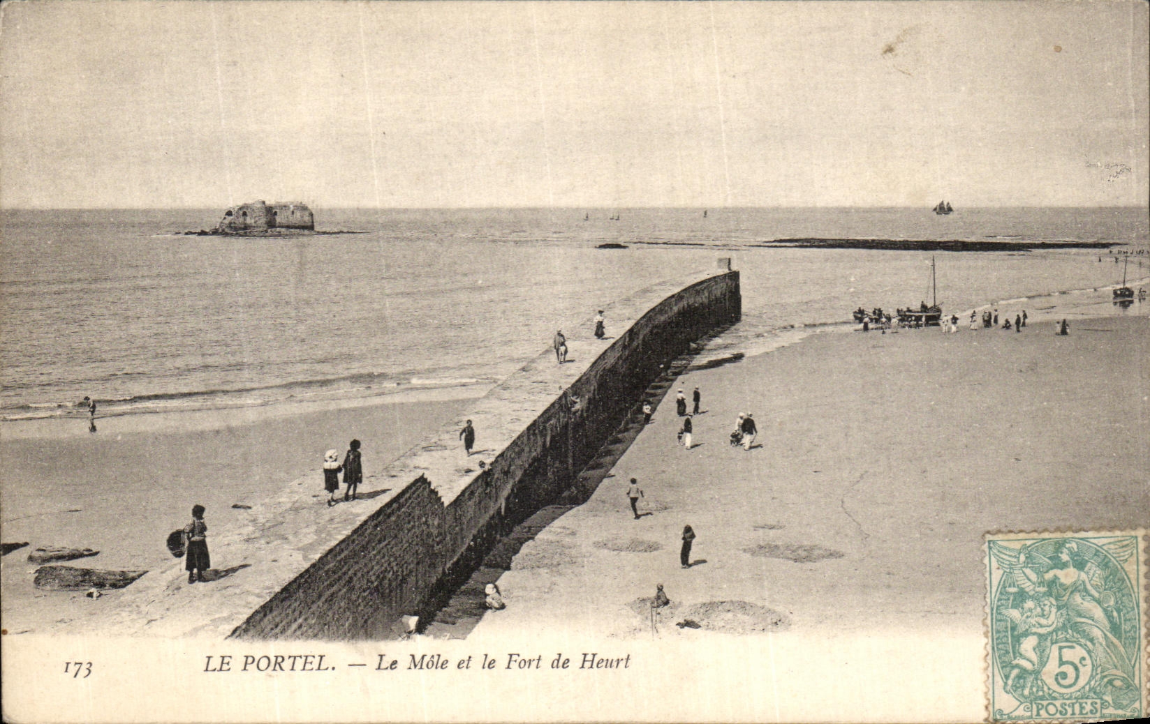 CPA Le Portel Le Mole et Le Fort De Heurt 