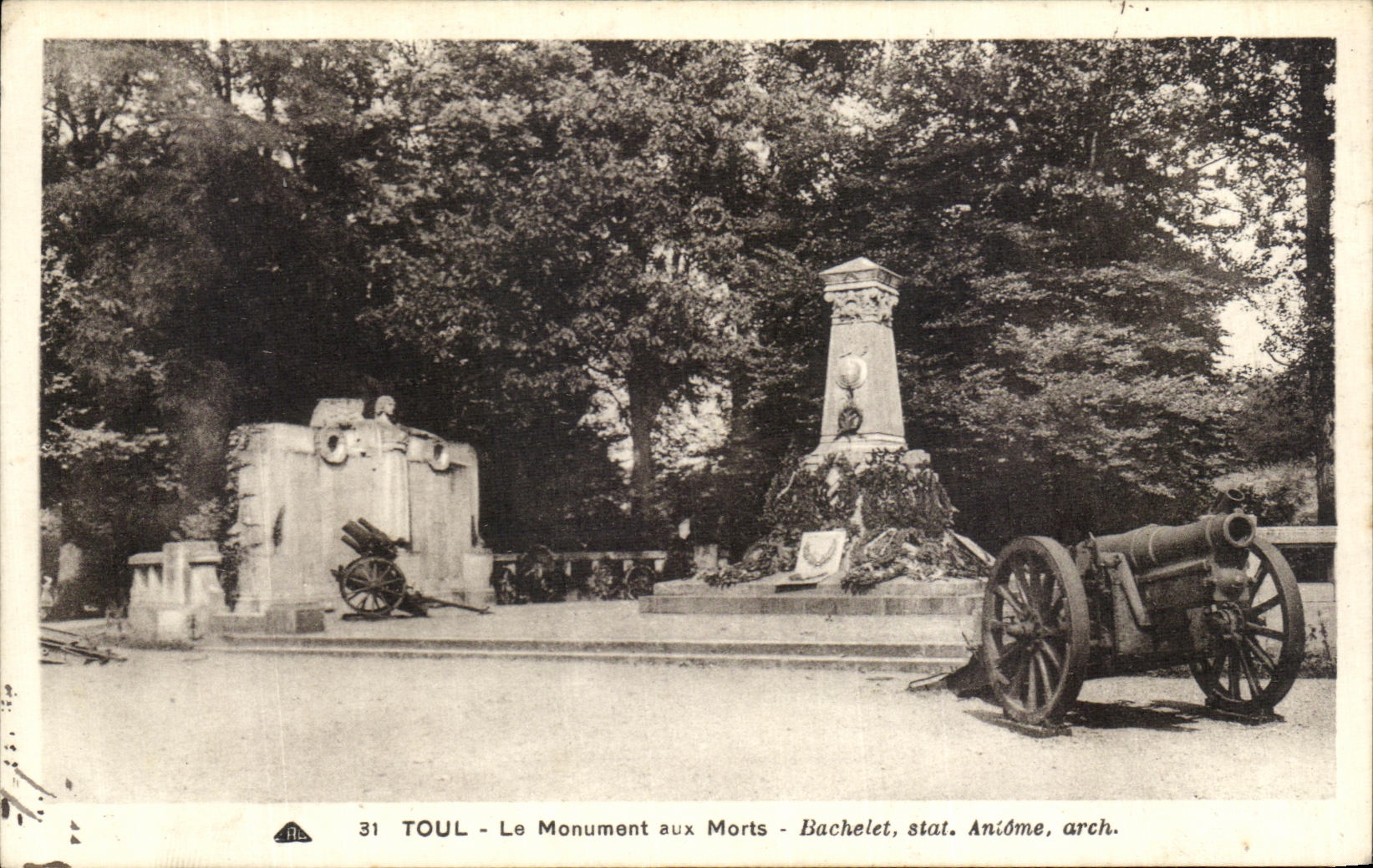 TOUL - Le Monument aux Morts - Bachelet, stat. Aniôme, arch.