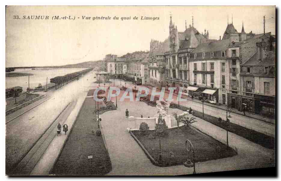 CPA Saumur Vue Generale du Quai de Limoges 