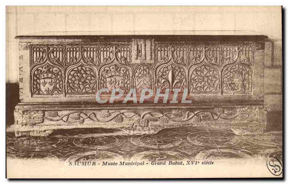 CPA Saumur Musee Muncipal Grand Bahut 