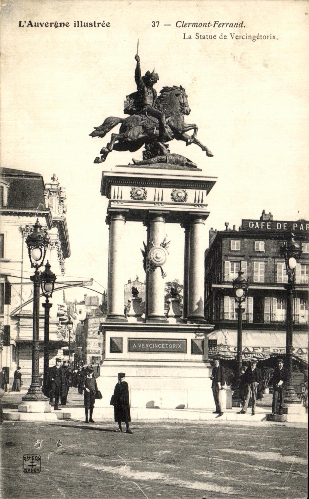CPA Clermont Ferrand La Statue de Vercingetorix