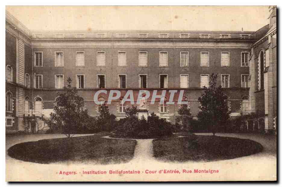 CPA Angers Institution Bellefontaine Cour d Entree Rue Montaigne