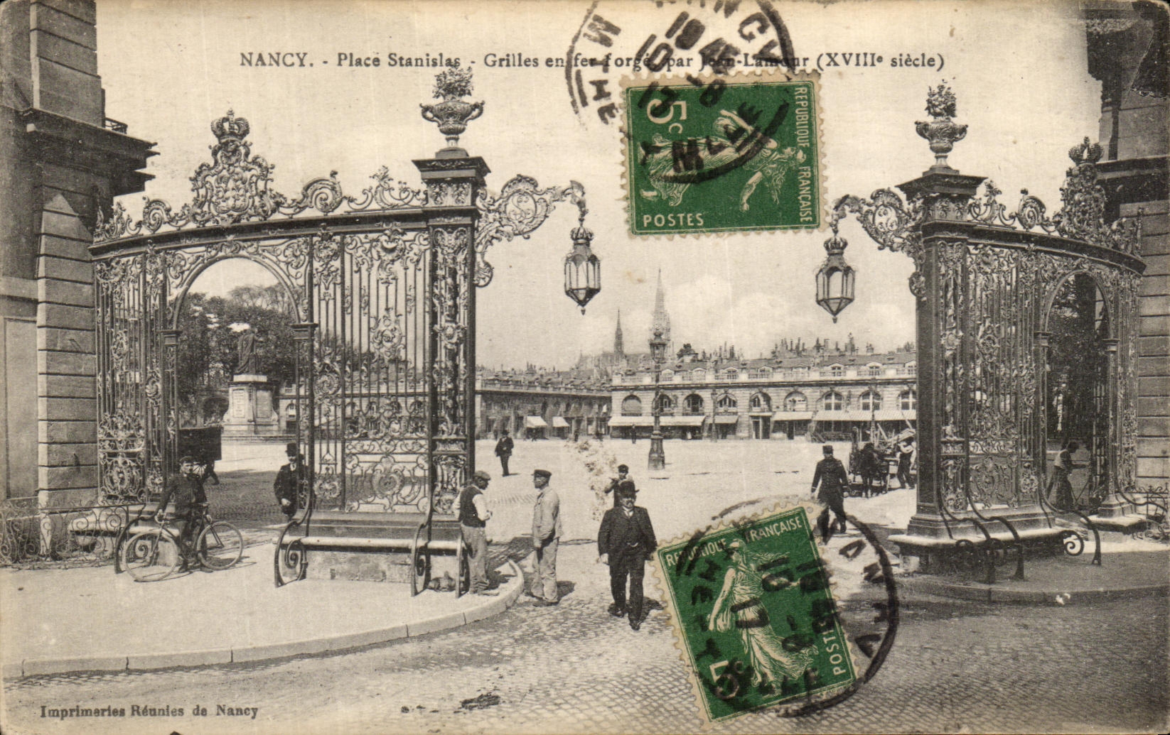 NANCY - Place Stanislas - Grilles en fer forgé par Jean-Lambour (XVIIIe siècle)