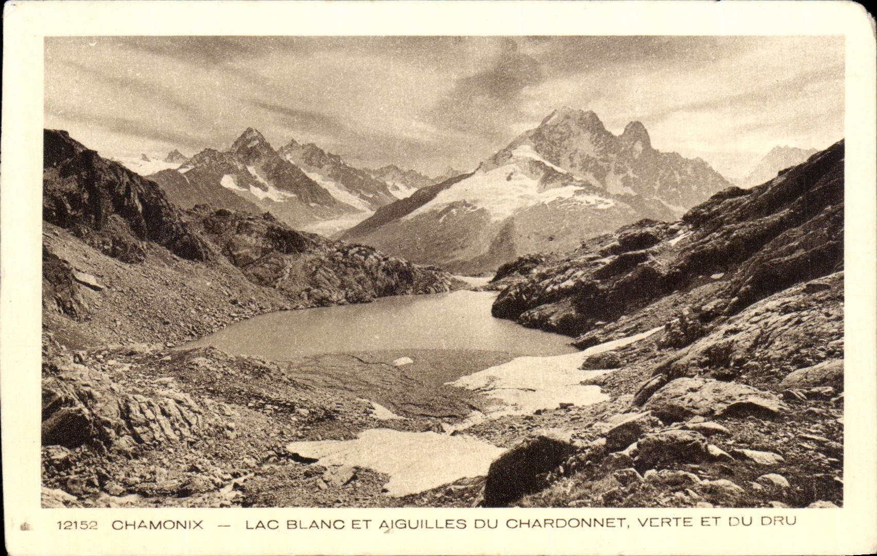 CPA Chamonix Lac Blanc Et aiguilles Du Chardonnet Verte Et Du Dru 