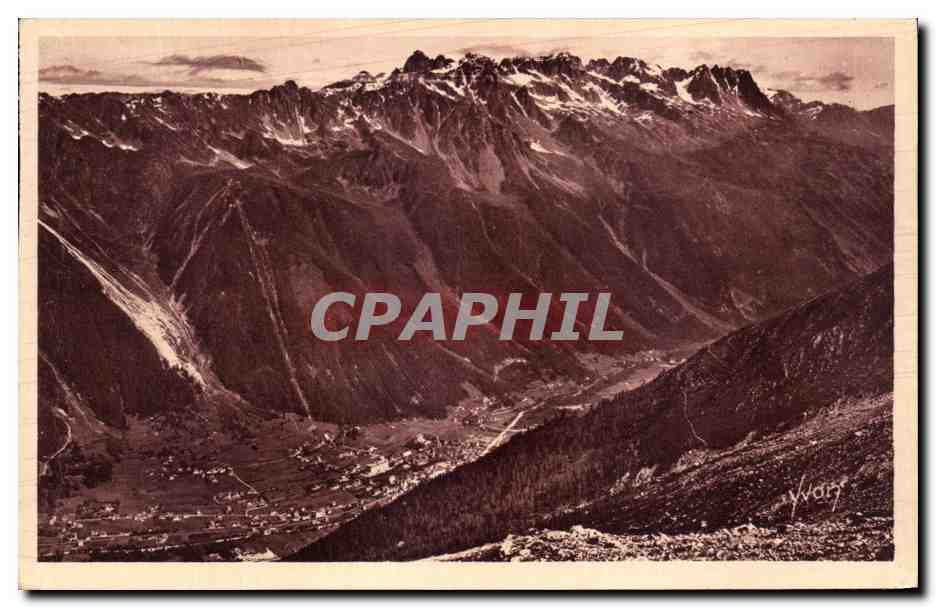 CPA Chamonik Mont Blanc La Vallee de Chamonix et le Brevent vue prise du telepherique de l aiguille du Midi