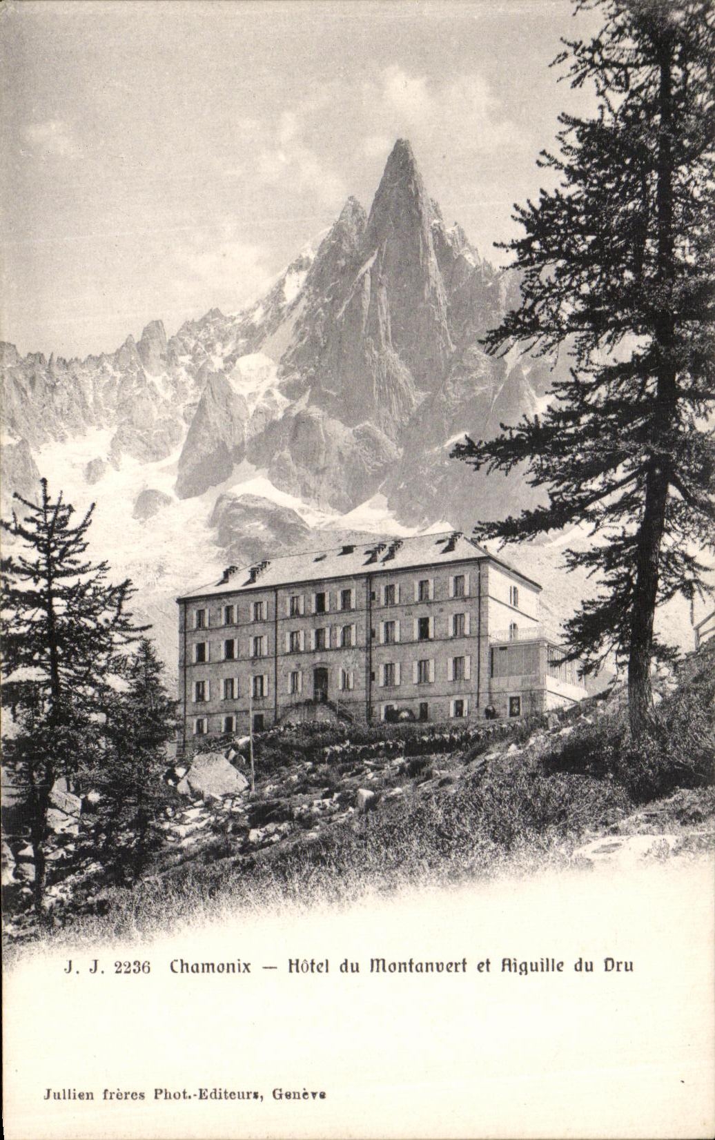 CPA Chamonix Hotel du Montanvert et Aiguille du Dru