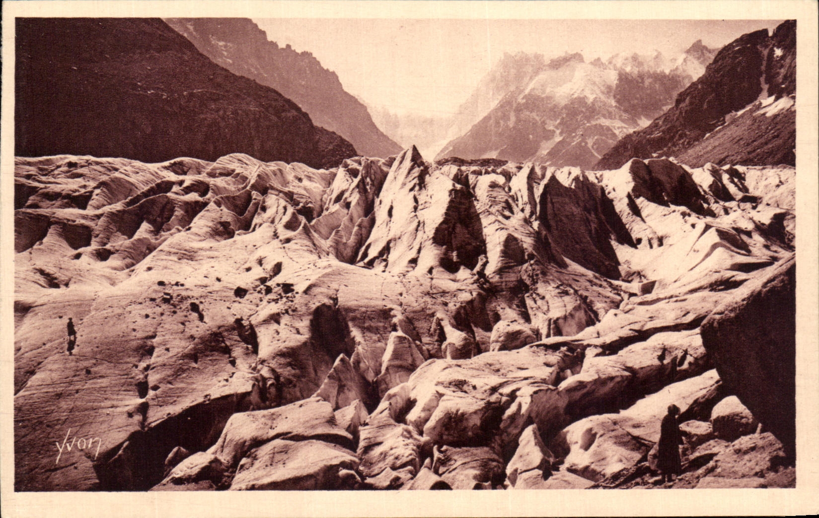 CPA Chamonix Mont Blanc Les Seracs de la Mer de Clace