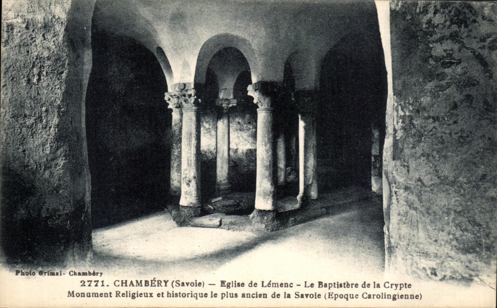 Église de Lémenc — Baptistère de la Crypte — Époque Carolingienne