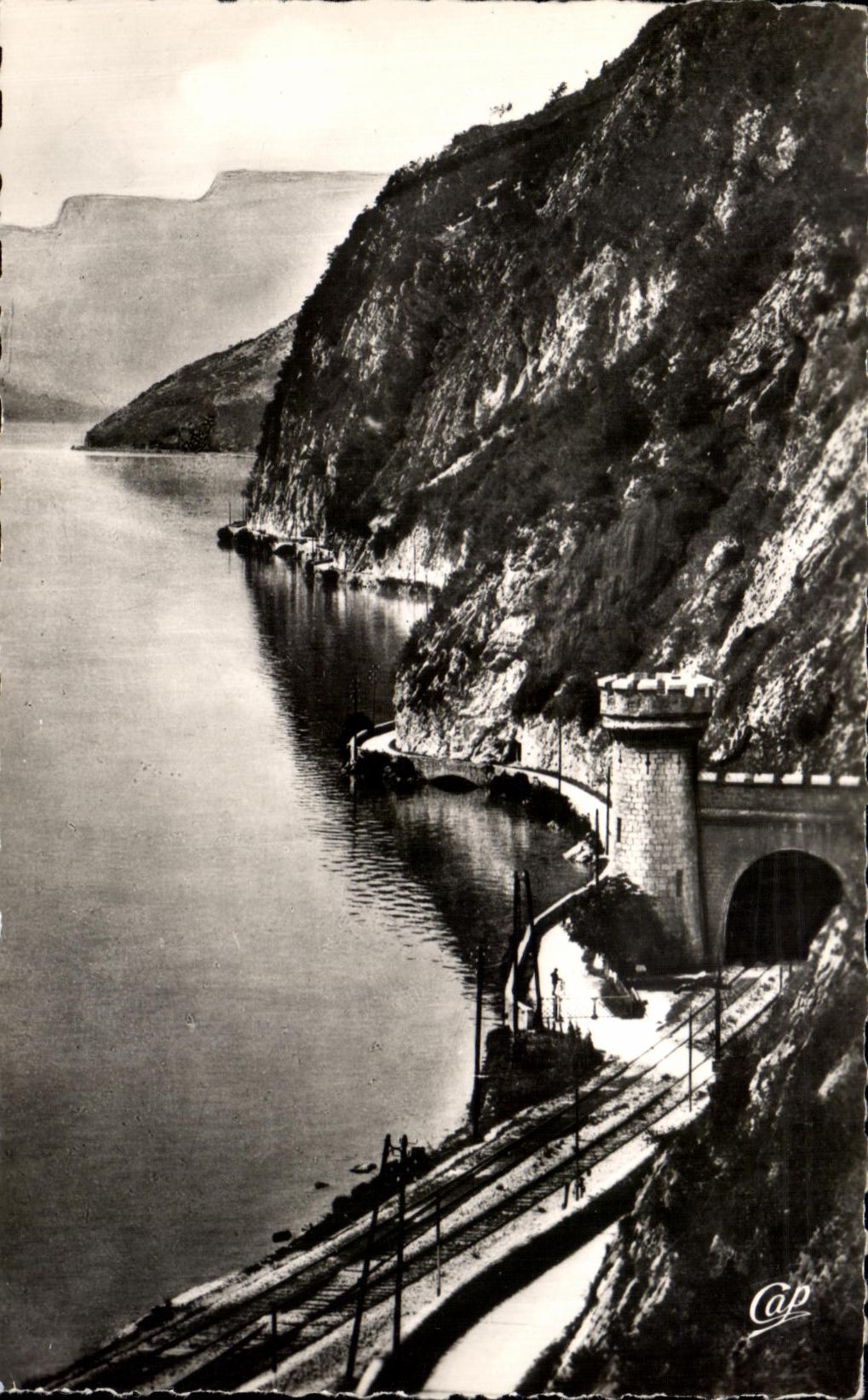 CPA Aix les Bains tunnel de Saint Innocent et rochers de Brison