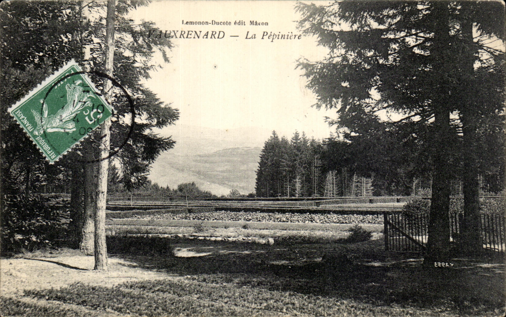 CPA Vauxrenard La Pepiniere