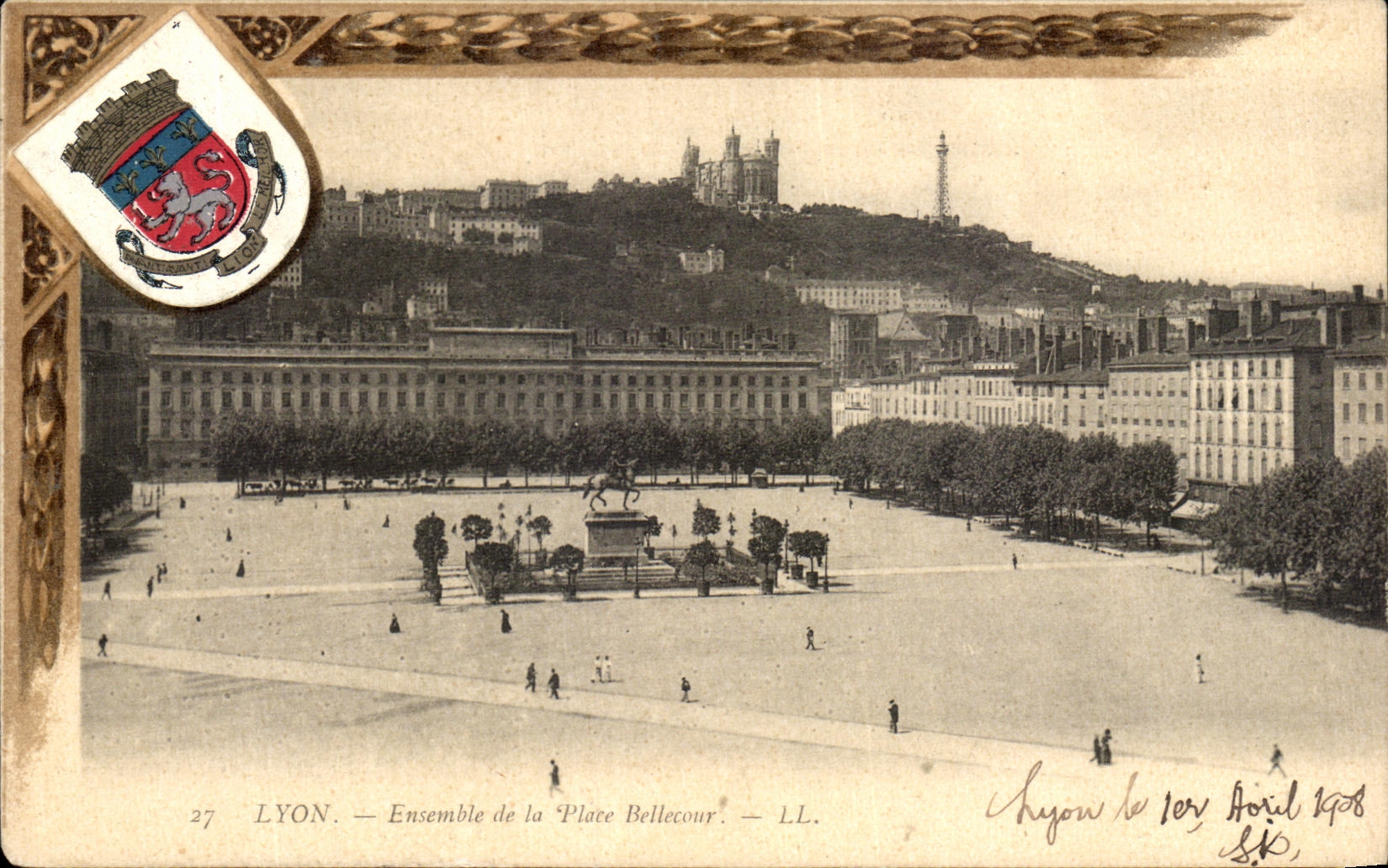 CPA Lyon Ensemble de La Place Bellecour