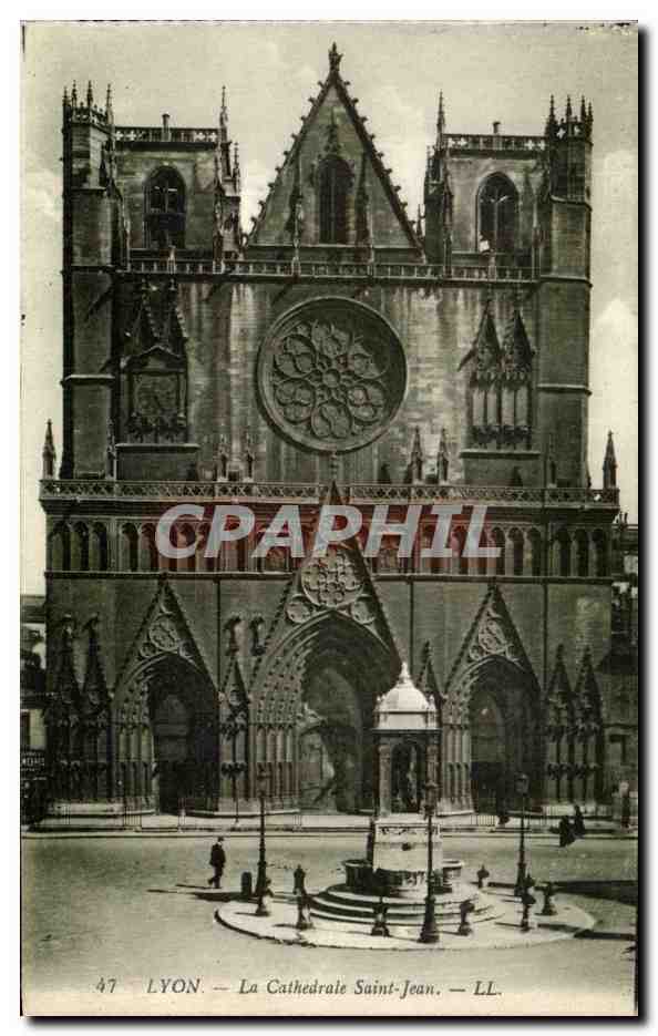 CPA Lyon La Cathedrale Saint Jean