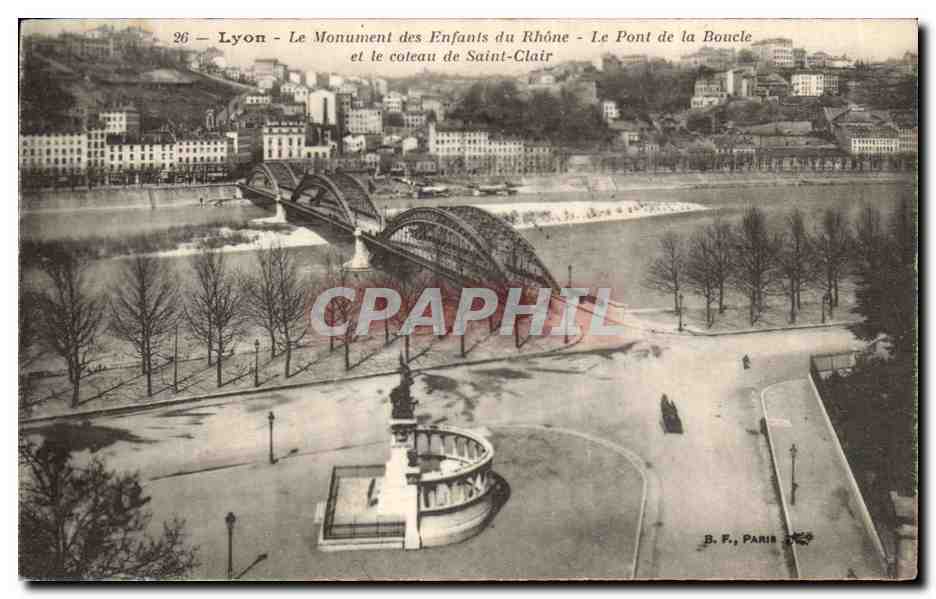 Lyon — Le Monument des Enfants du Rhône et le Pont de la Boucle — B. F., Paris
