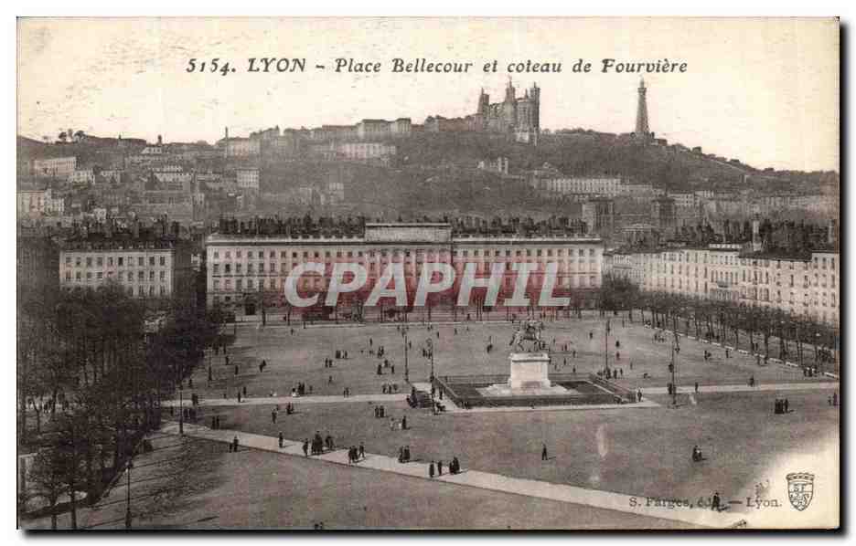 LYON - Place Bellecour et coteau de Fourvière — S. Farges, Lyon, n°5154