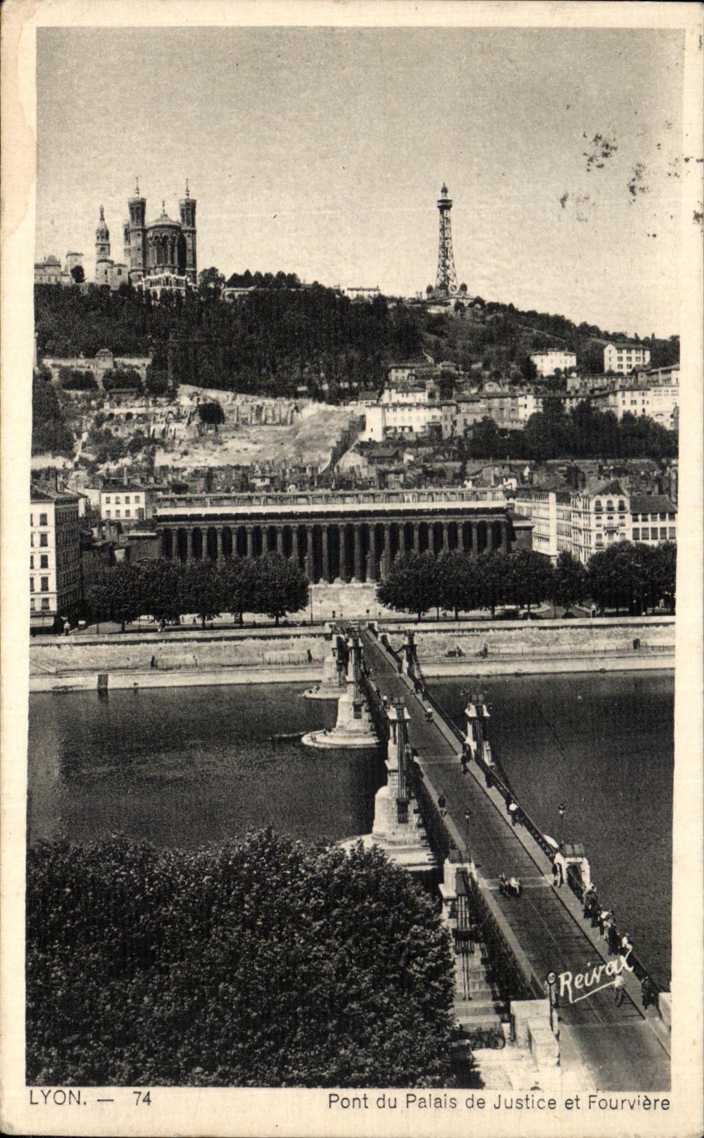 Lyon — Pont du Palais de Justice et Fourvière — Reirax 74