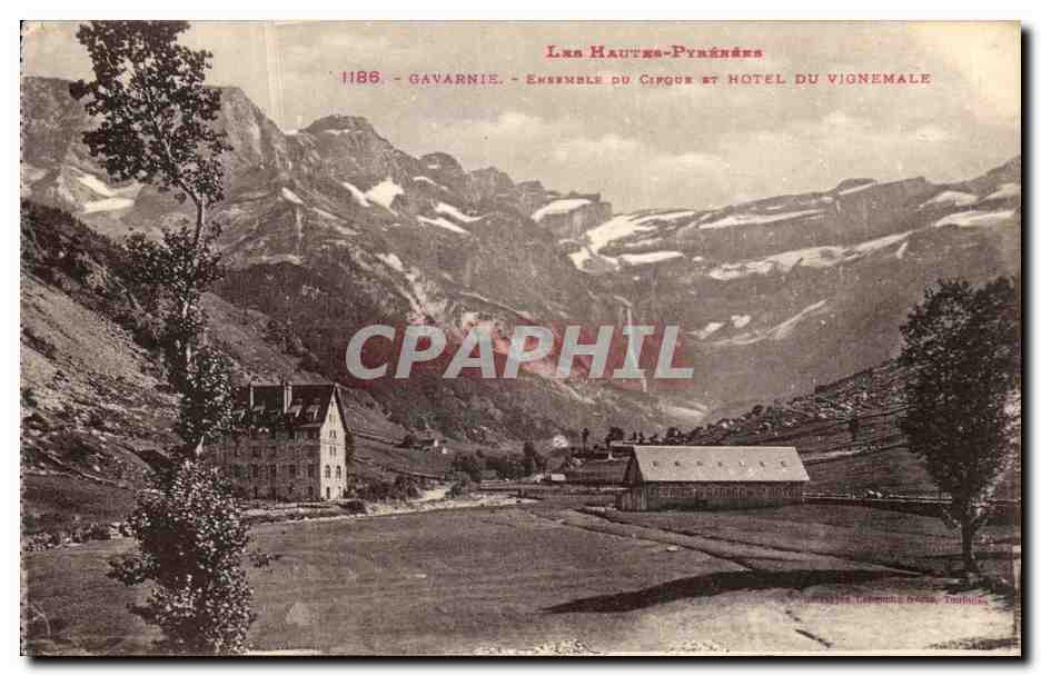 CPA Gavarnie Ensemble Du Cirque Et Hotel Du Vignemale