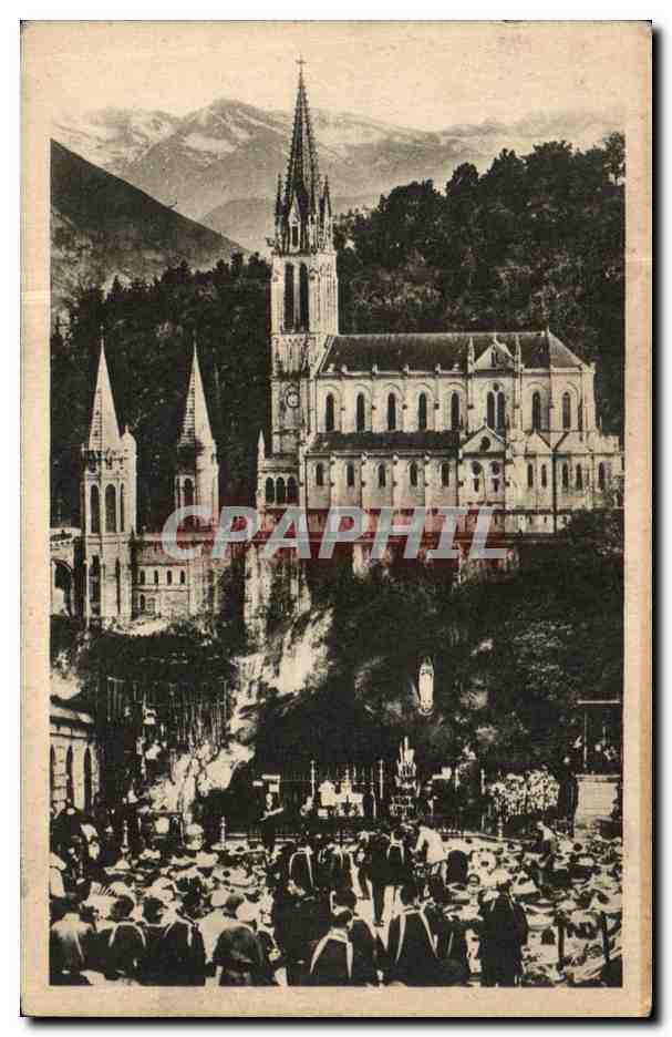 CPA Lourdes La Basilique Et La Grotte 