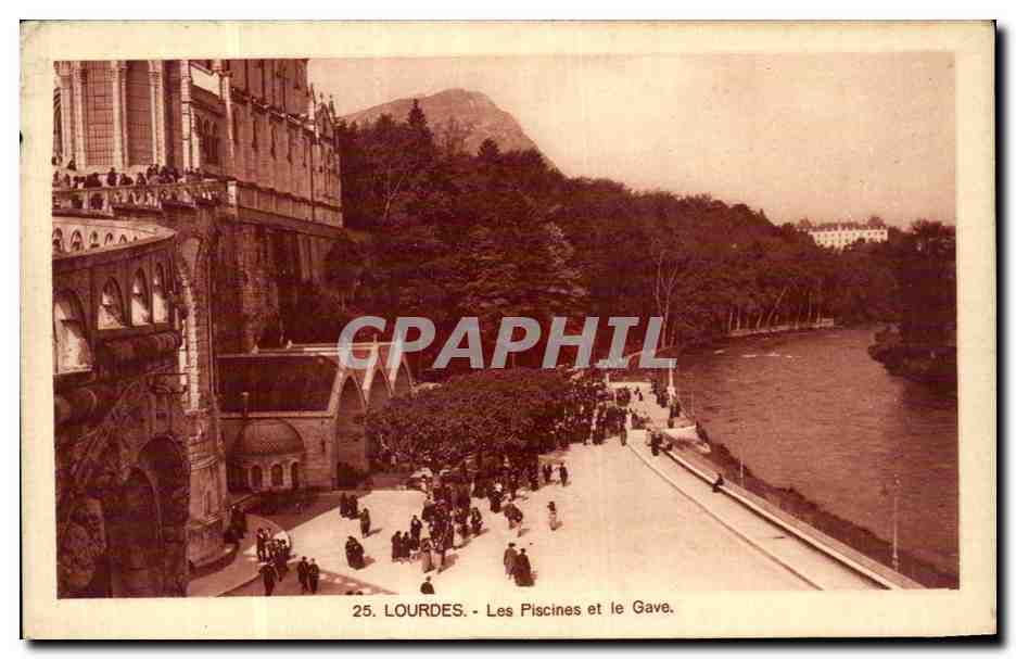 CPA Lourdes Les Piscines et le Gave