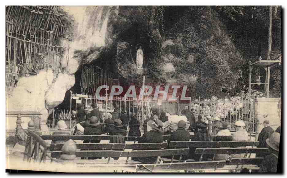 CPA Lourdes La grotte