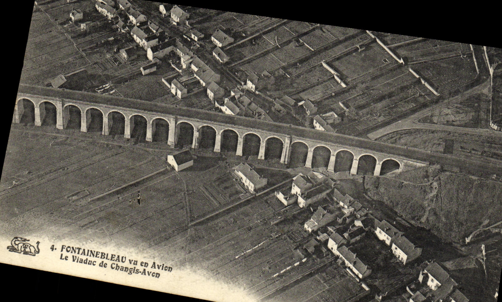 Fontainebleau visto desde un avión — El Viaducto de Changis-Aven — editor no identificado, n°4