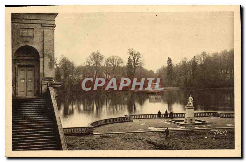 Palais de Fontainebleau — L'Étang des Carpes — Édition d'Art YVON