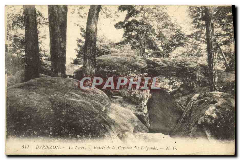 CPA Barbizon La Foret Entree de la Caverne des Brigands