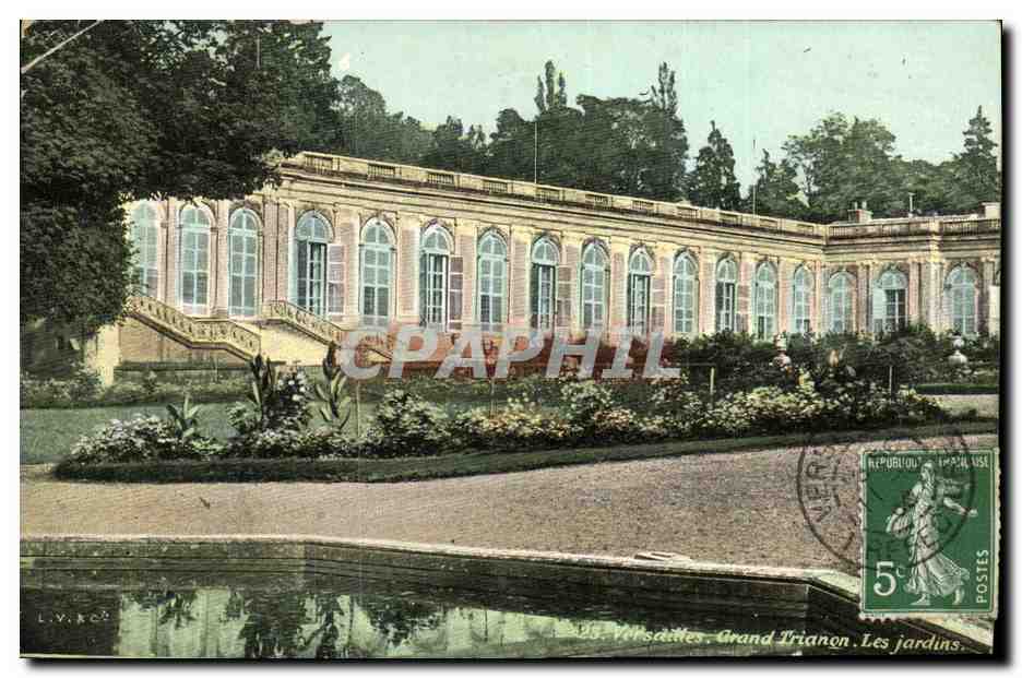 CPA Versailles Grand Trianon Les jardins 