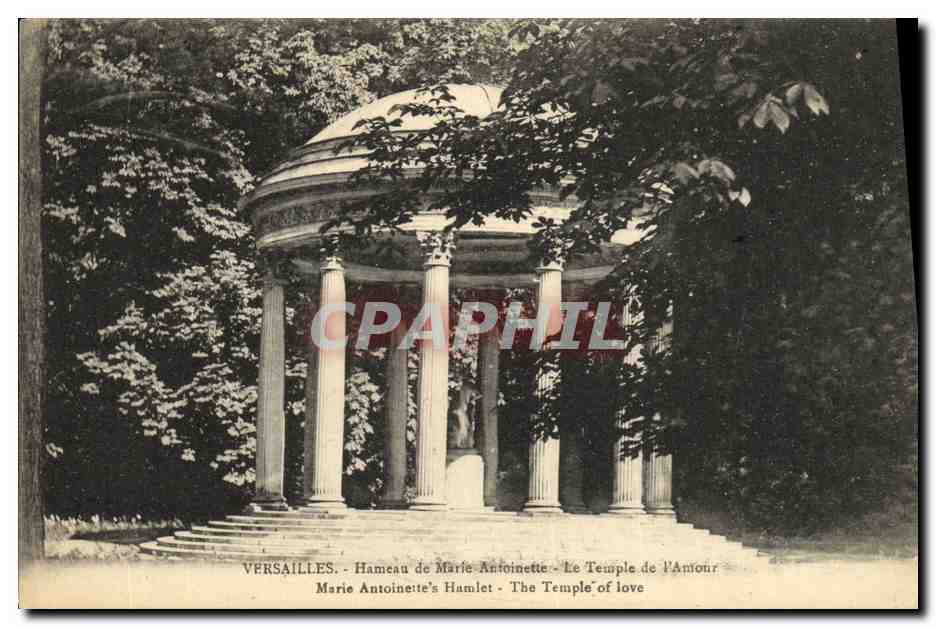 CPA Versailles Hameau de Marie Antoinette le Temple de L Amour