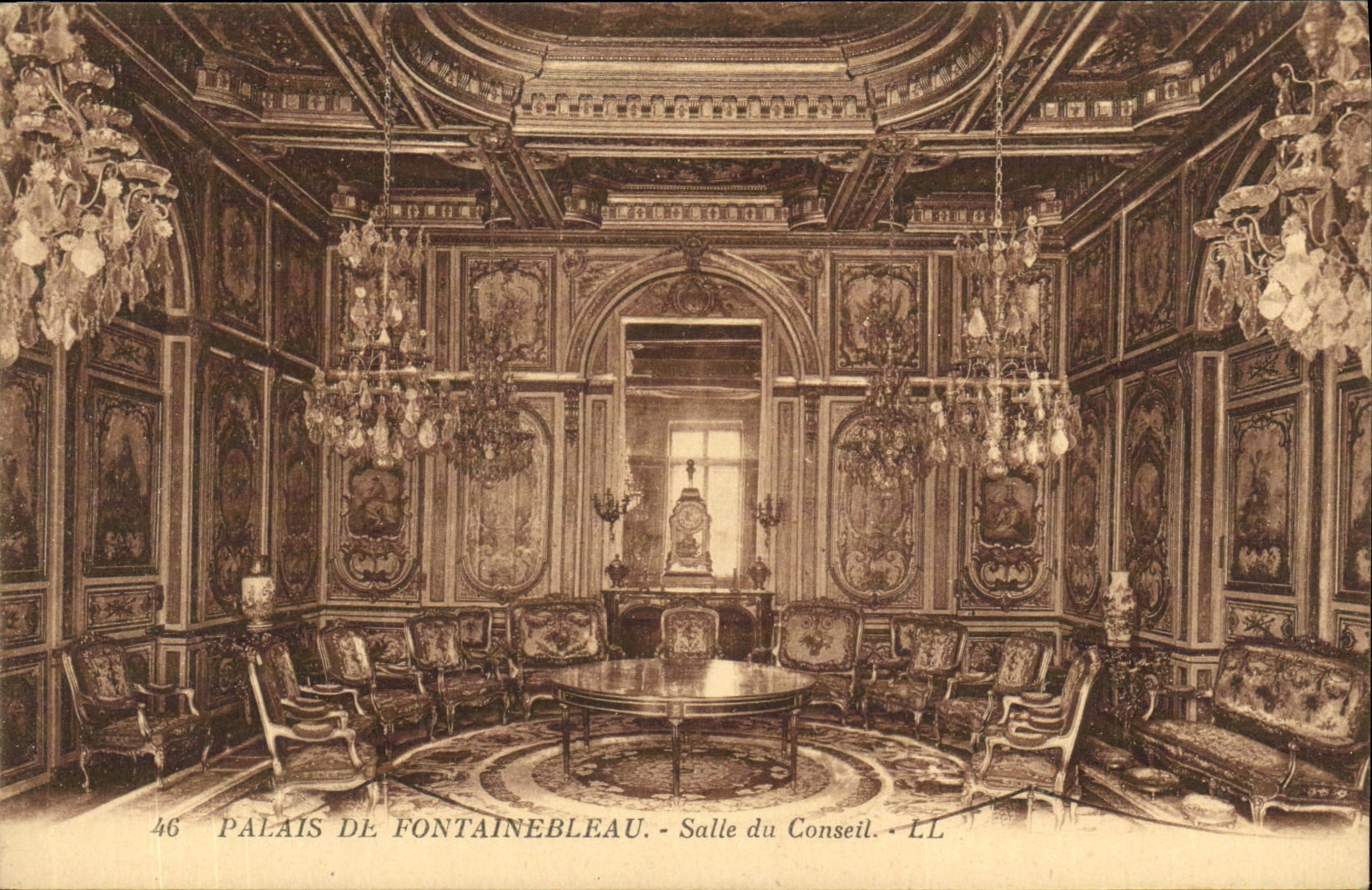 Palacio de Fontainebleau — Sala del Consejo — LL, n°46