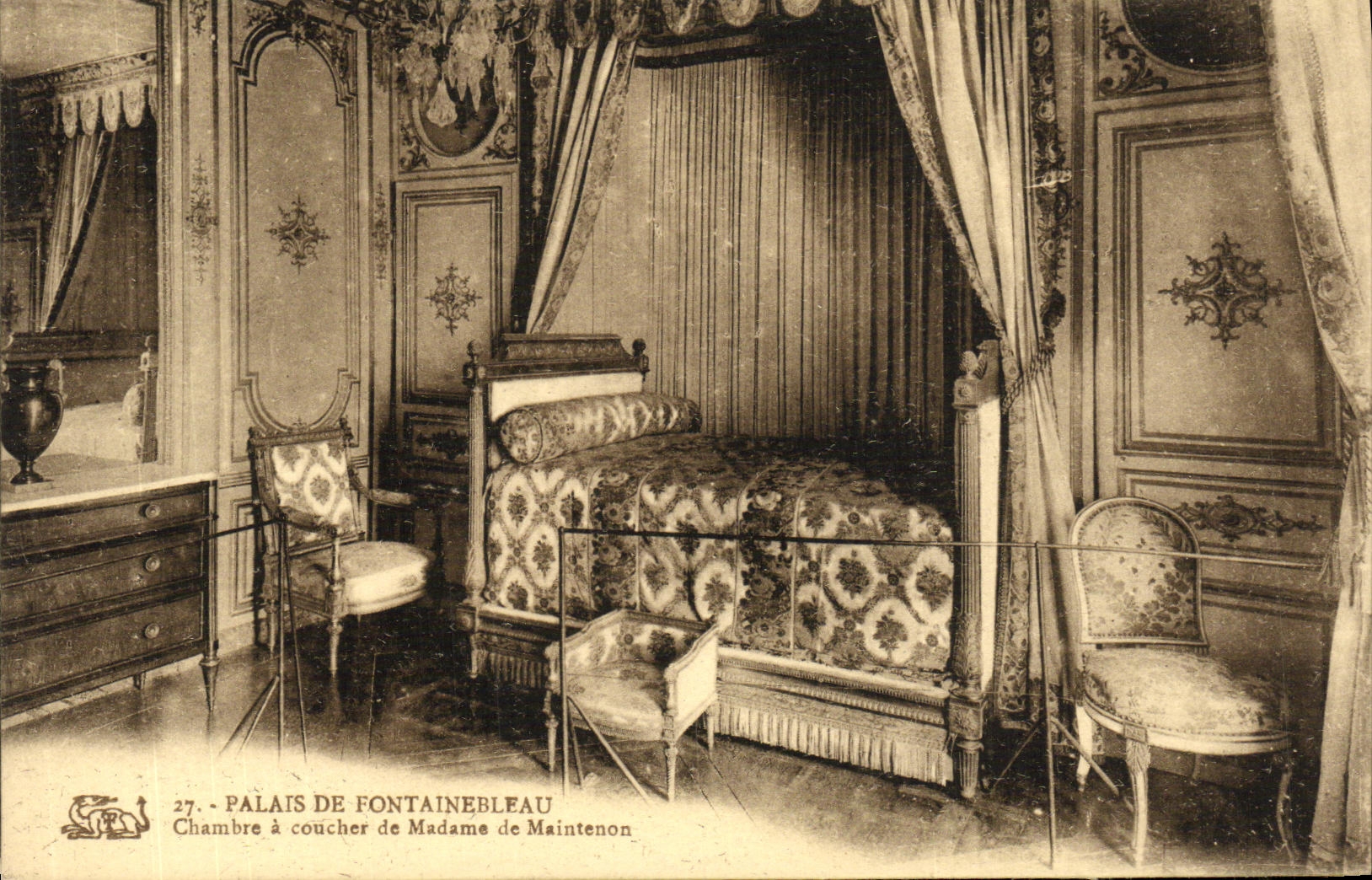 Palazzo di Fontainebleau — Camera da letto di Madame de Maintenon — n°27