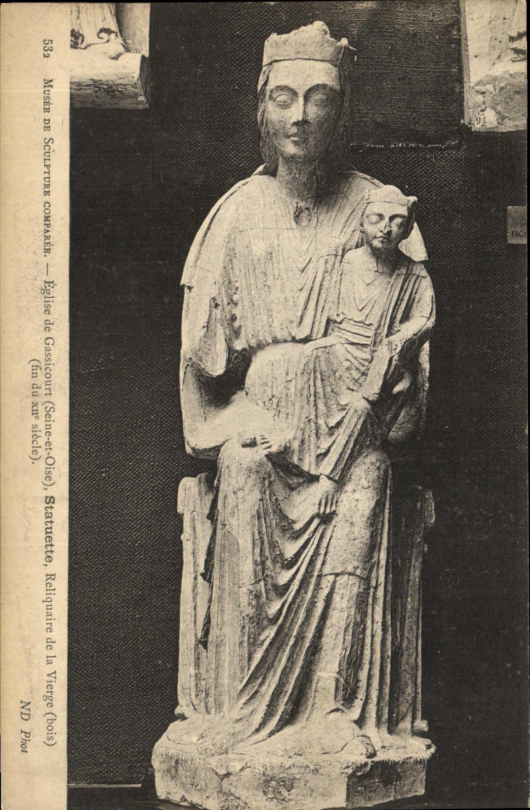 Statuette de la Vierge à l'Enfant — Musée de Sculpture Comparée — Église de Cassicourt (Seine-et-Oise)