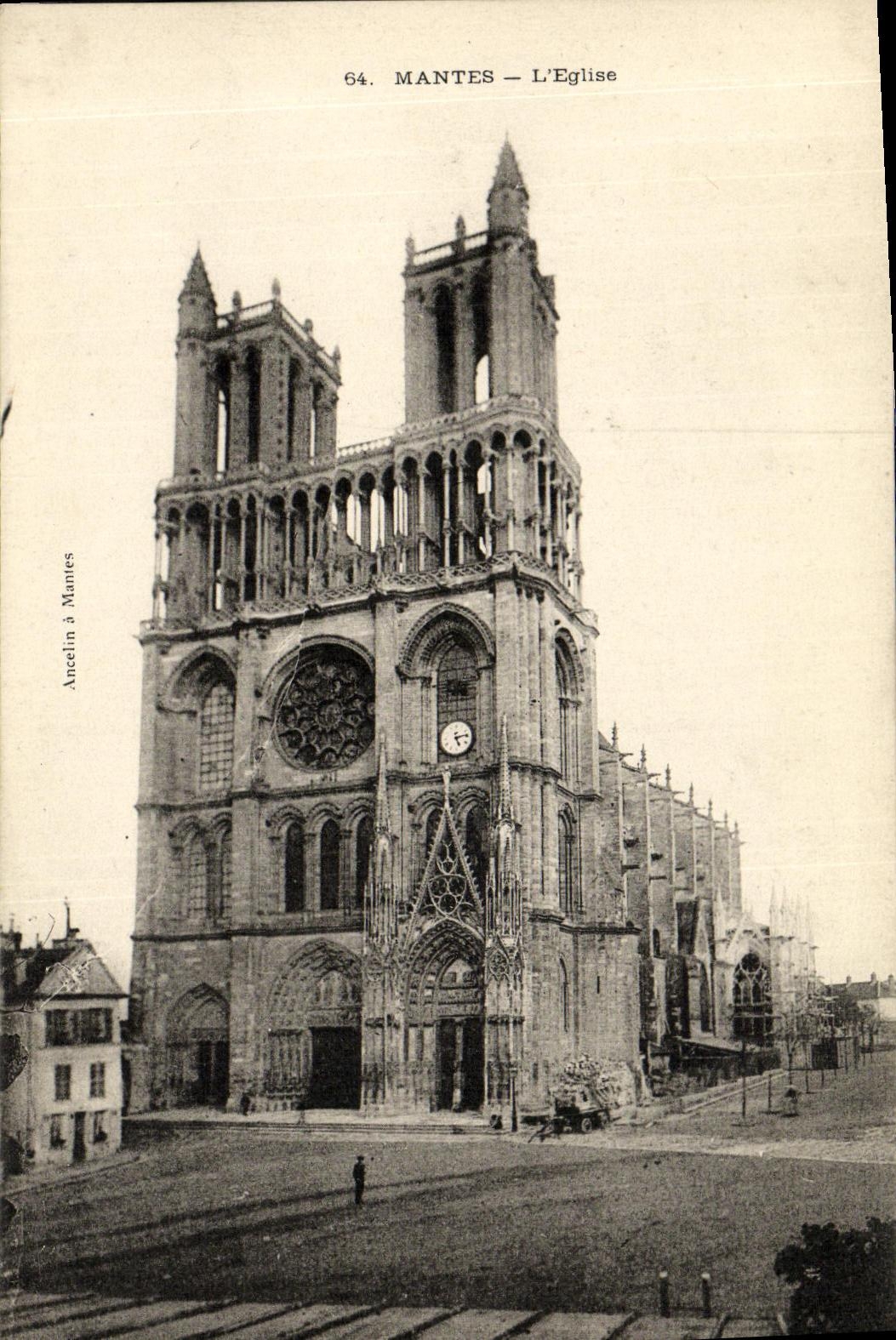 CPA Mantes L Eglise