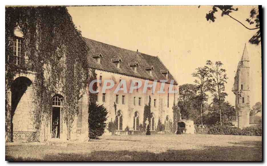 CPA Abbaye de Royaumont Asnieres sur Oise Vue generale
