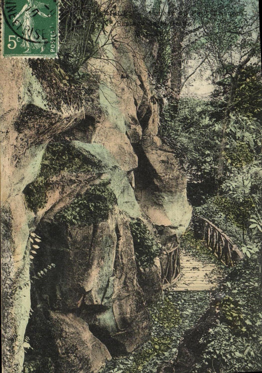 Grotte de la Pierre à l'Écureuil — Manèse en Forez — éditée par Postec