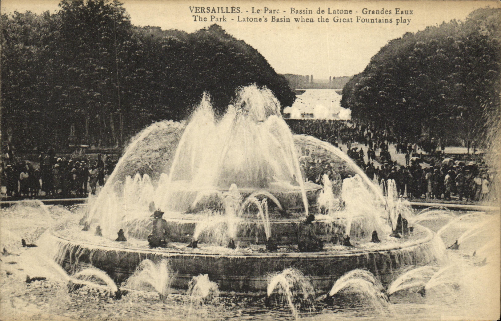 Versailles - Le Parc - Bassin de Latone - Grandes Eaux
