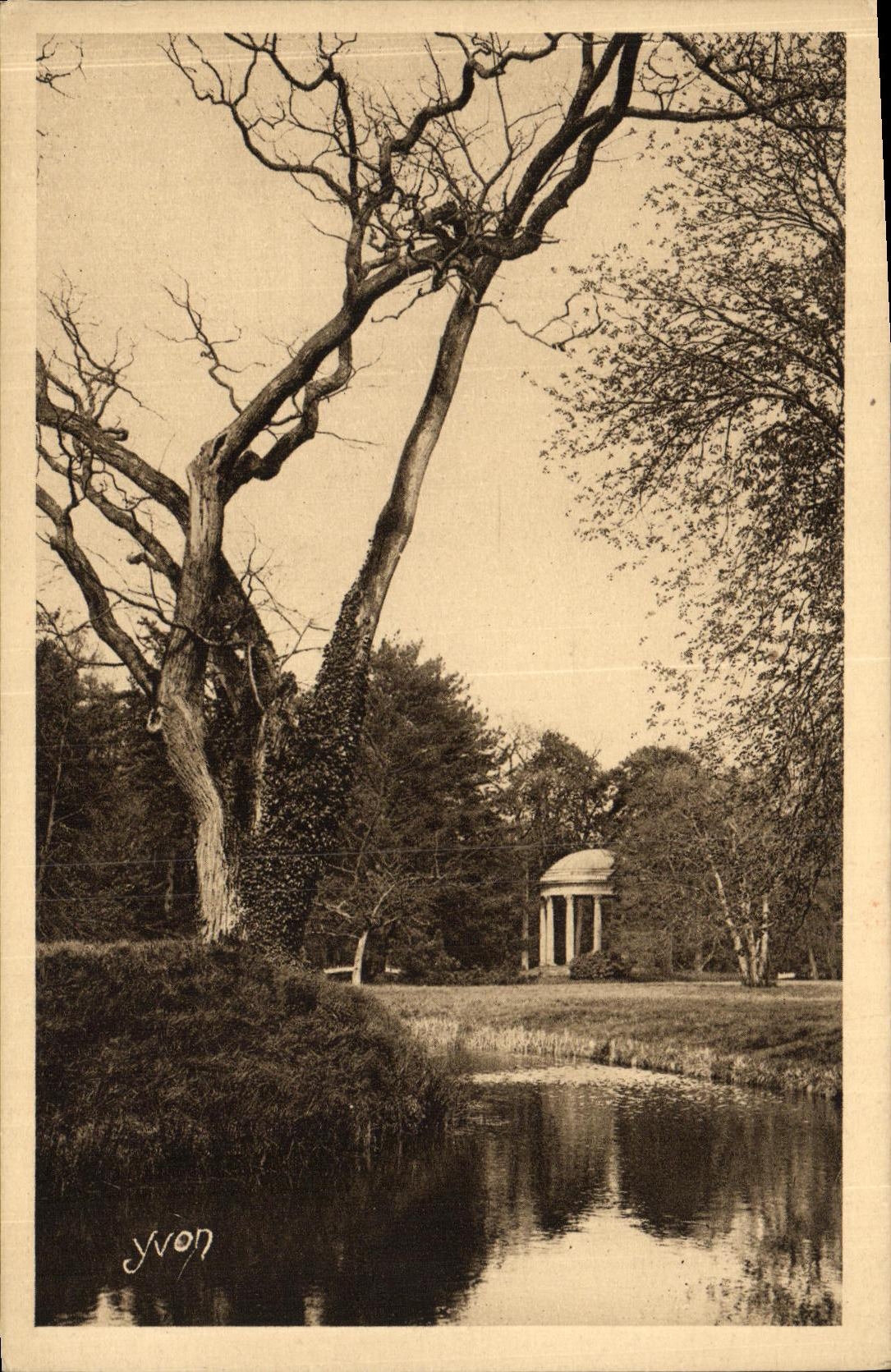 CPA Versailles Le Temple de l Amour 