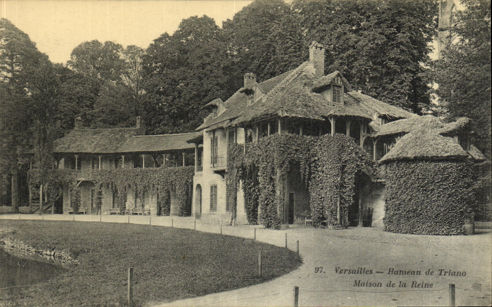 CPA Versailles Hameau De Triano Maison de La Reine 