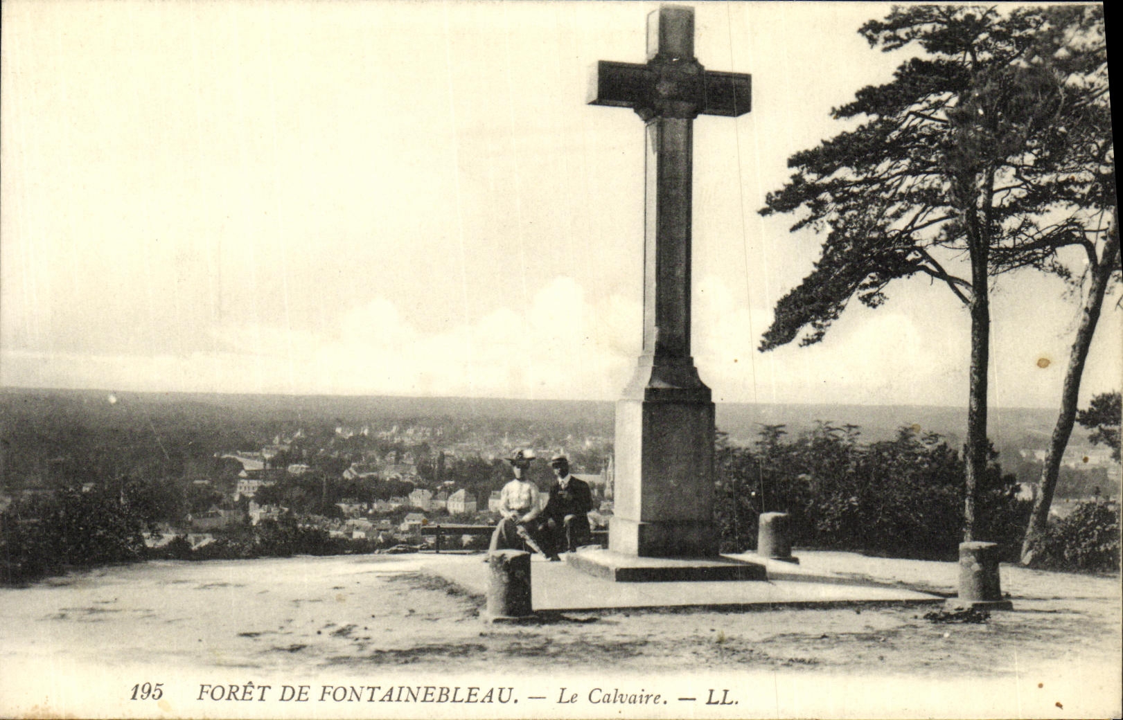 Bosque de Fontainebleau — El Calvario — LL.