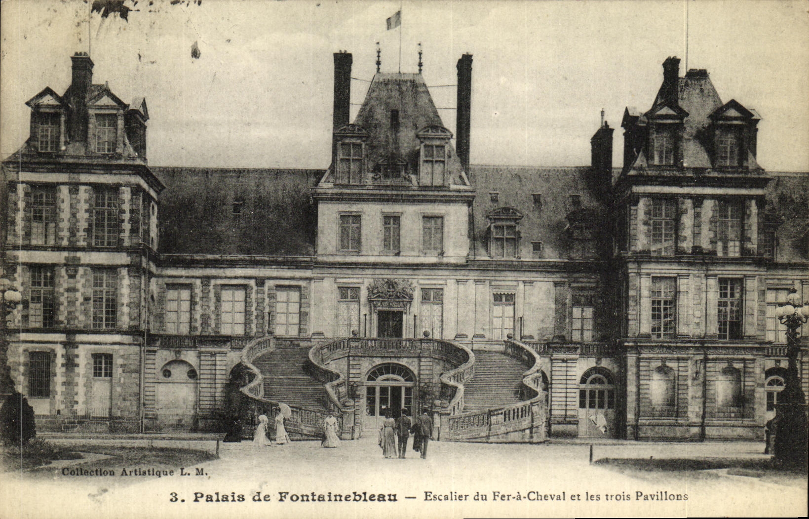 Palacio de Fontainebleau — Escalera del Fer-à-Cheval y los Tres Pavillones — Colección Artística L.M.