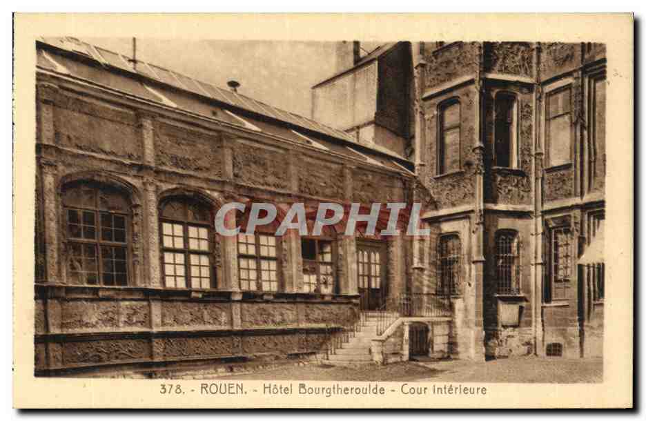 CPA Rouen Hotel Bourgtheroulde Cour Interieure 