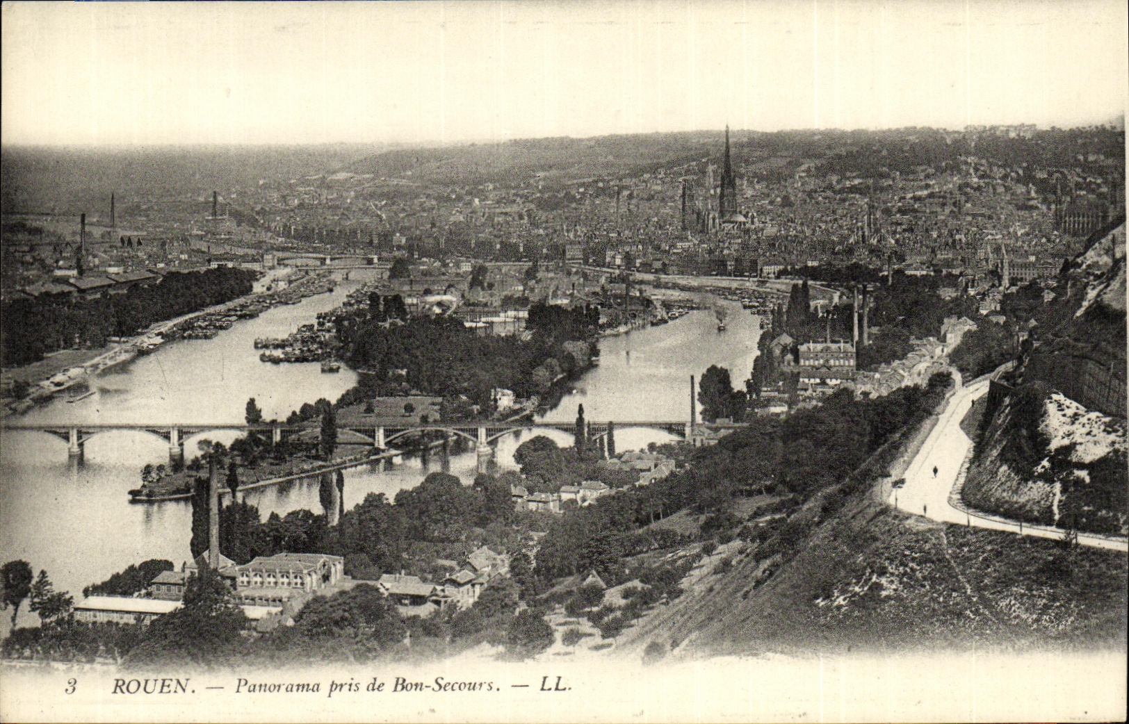 CPA Rouen Panorama Pris de Bon Secours 