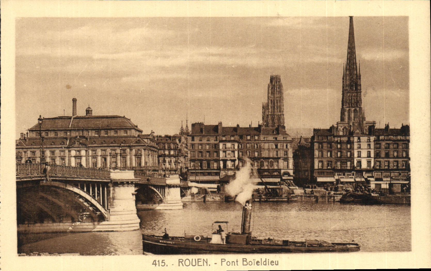 CPA Rouen Pont Boieldieu Bateau