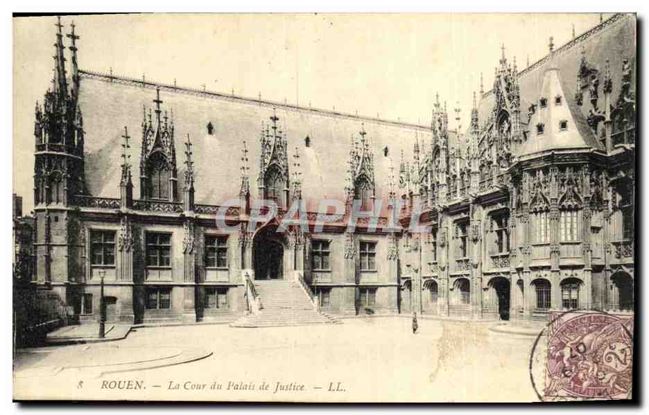 CPA Rouen La Cour du Palais de Justice 