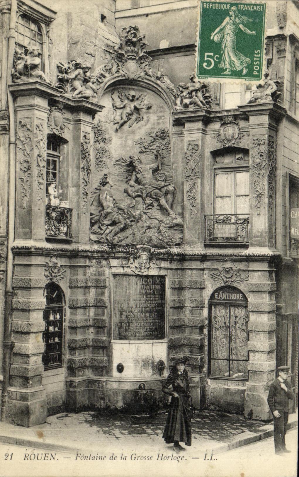CPA Rouen Fontaine de La Grosse Horloge 