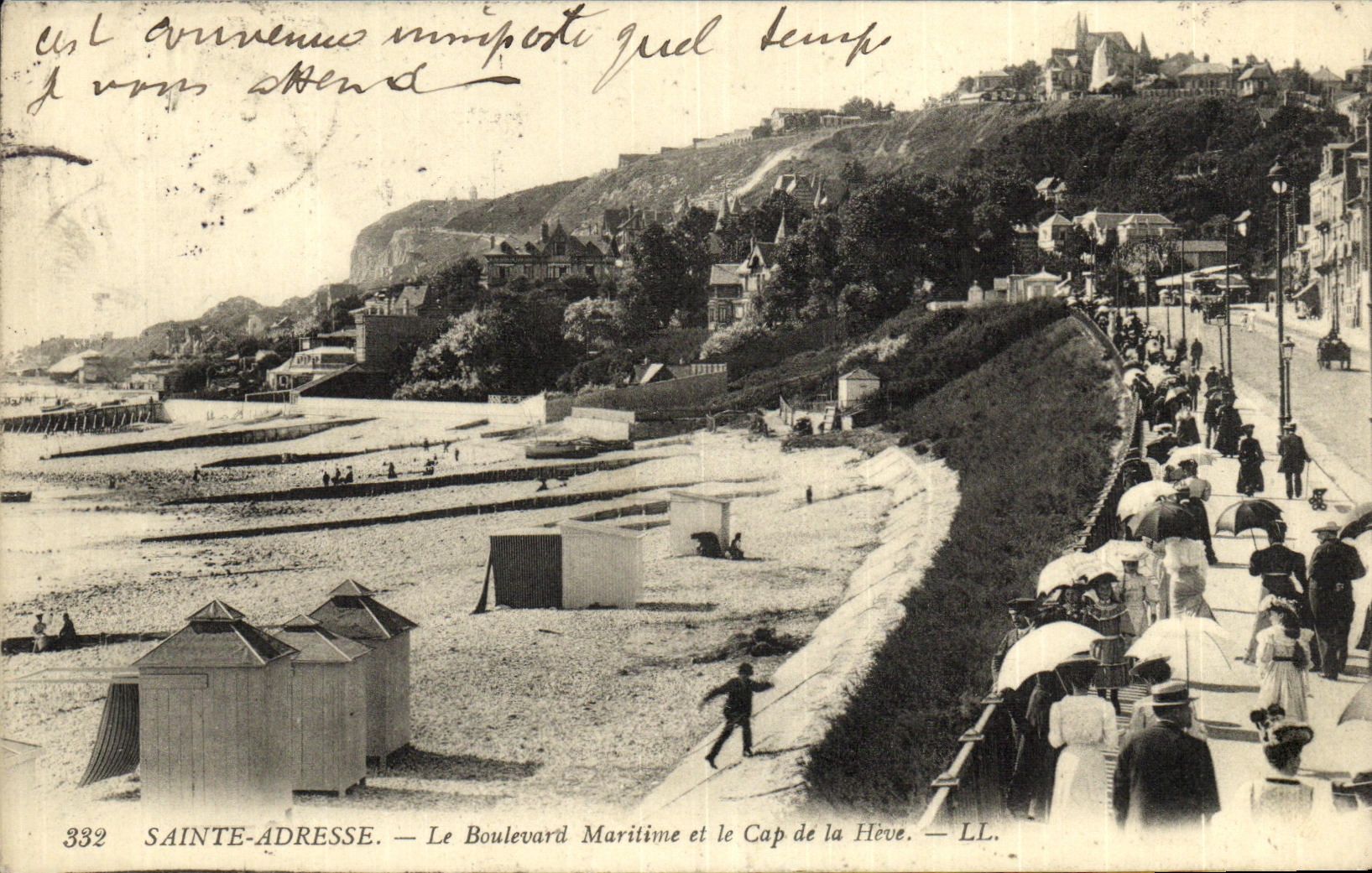 CPA Sainte Adresse Le Boulevard Maritime et Le Cap De La Heve 