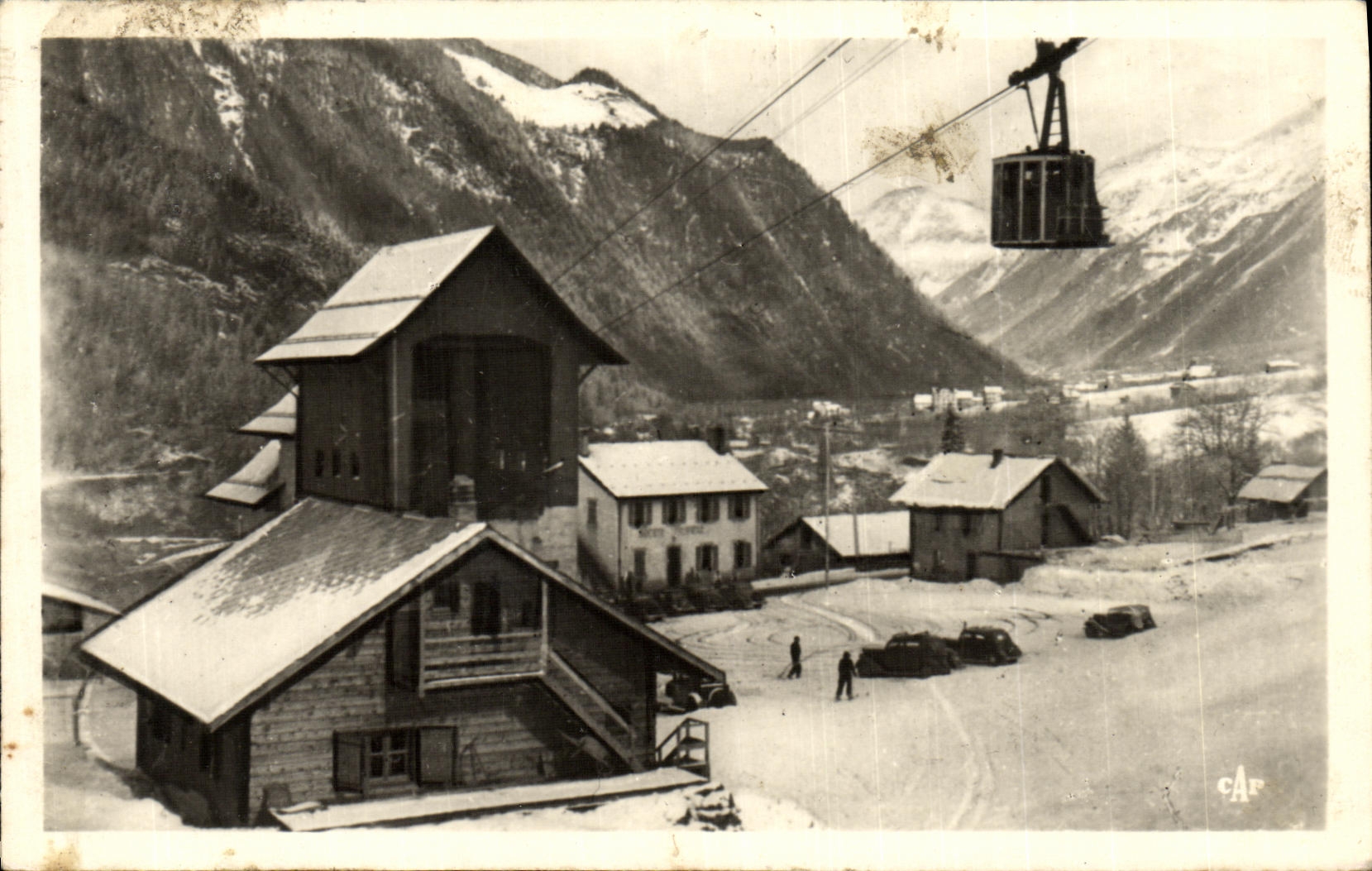 CPSM Les Houches La Chaumiere et la Gare Du Teleferique