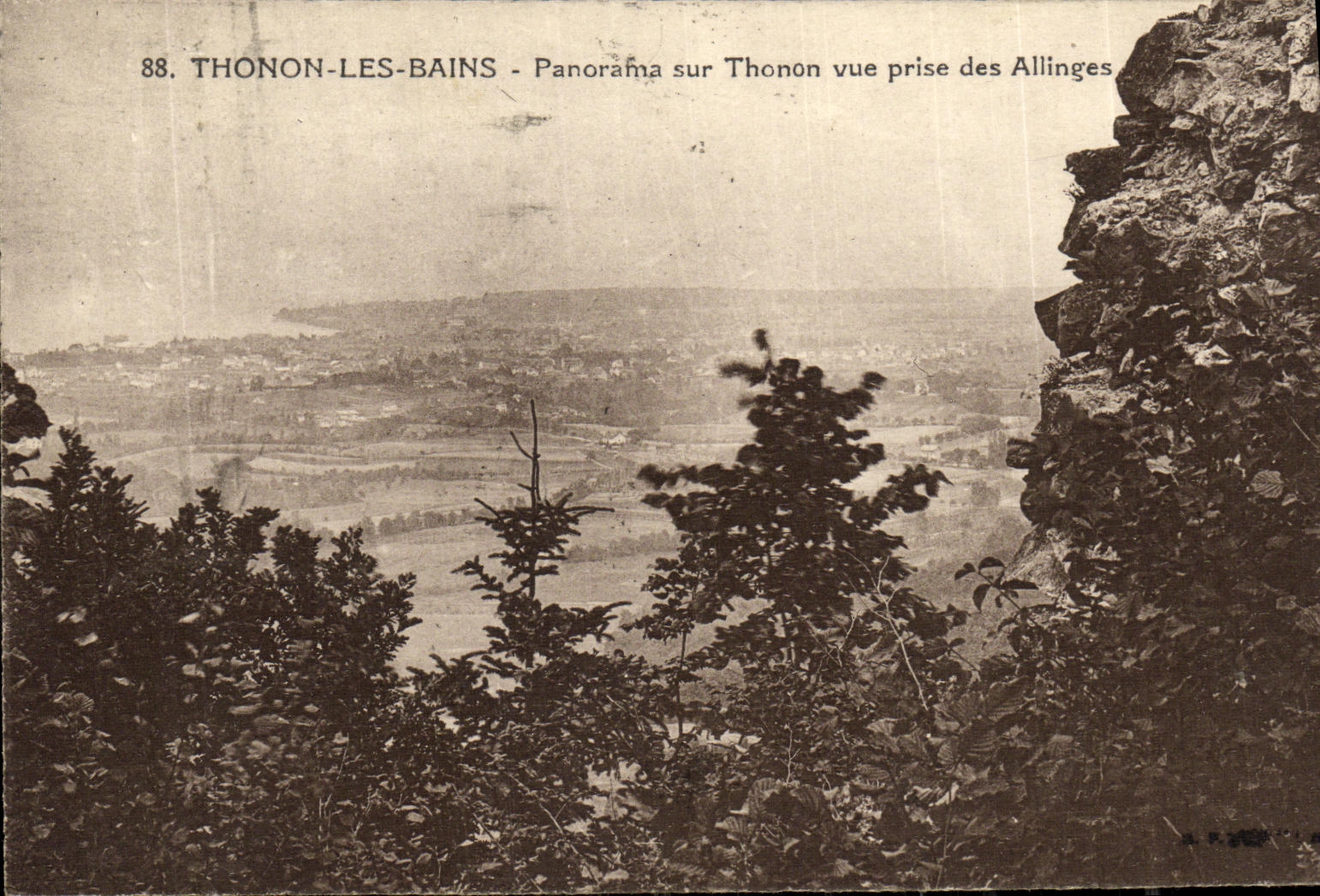 Thonon-les-Bains — Panorama sur Thonon vue prise des Allinges — A.P. 88